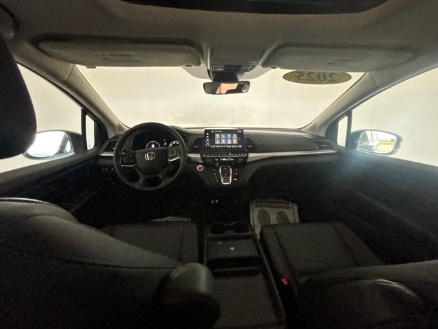 Used 2025 Honda Odyssey Van