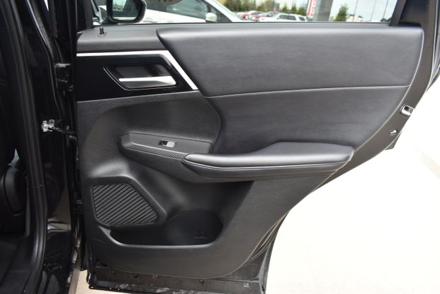 Used 2024 Mitsubishi Outlander SUV