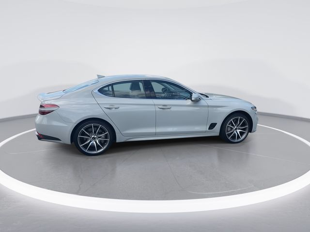 Used 2025 Gray Genesis 2.5T image 9