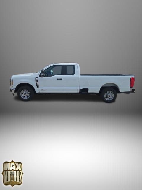 Used 2025 Ford F-350SD Truck
