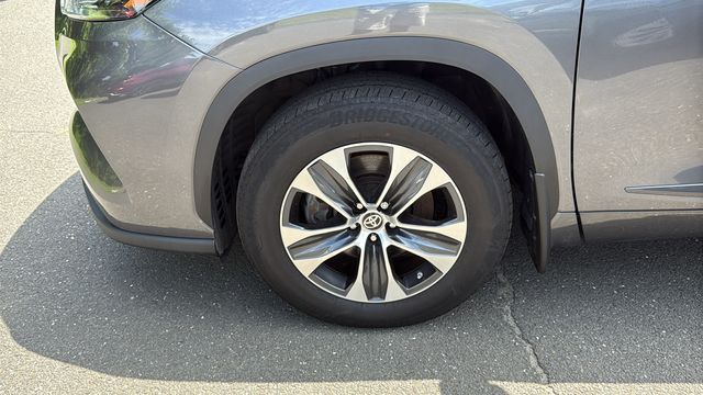 Used 2024 Toyota Highlander SUV