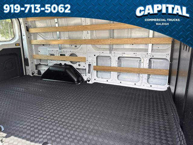 Used 2025 White Ford Base image 18
