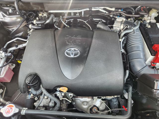 2022 Toyota Highlander XLE Gray at Toyota of Victoria