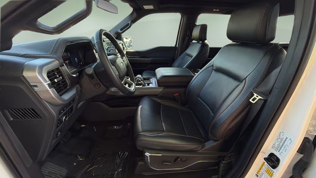 Used 2024 White Ford Lariat image 18