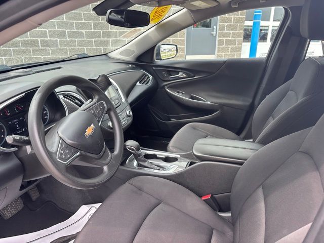 Used 2021 Black Chevrolet LT image 17