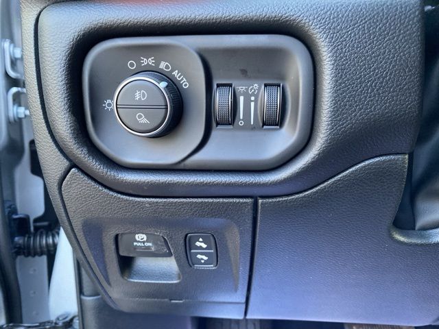 2026 Ram 1500 Big Horn/Lone Star - Silver Zynith exterior view 14