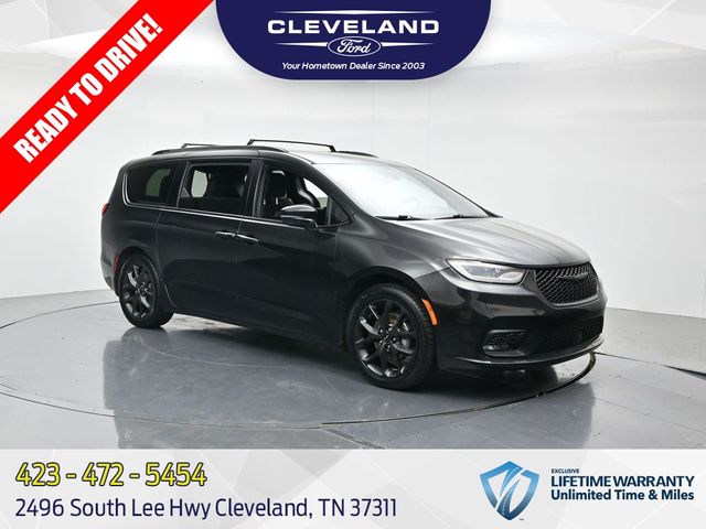 2021 Chrysler Pacifica Touring FWD
