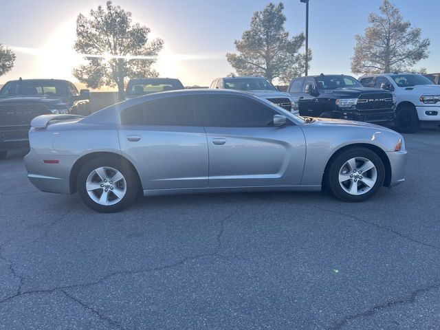 2013 Dodge Charger SE 3