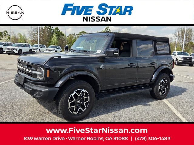 Used 2024 Black Ford Outer Banks image 3