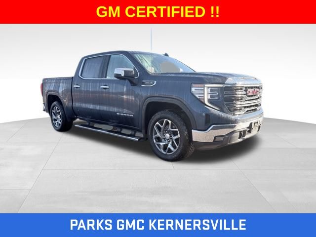 2022 GMC Sierra 1500 SLT Crew Cab 4WD
