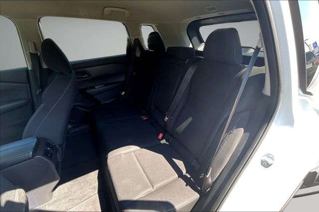 Used 2024 Nissan Rogue SUV
