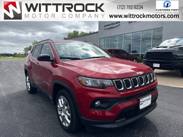 Red Hot Pearlcoat 2024 Jeep Compass SUV / Crossover Four-Wheel Drive 8-Speed Automatic