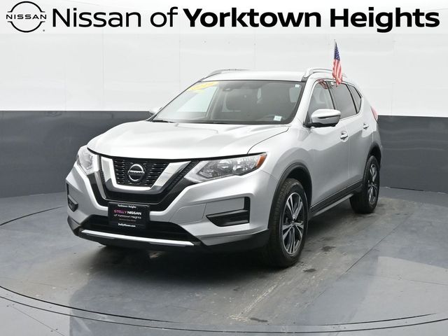 2019 Nissan Rogue SV's photo