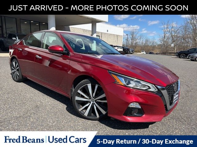 2020 Nissan Altima 2.0 Platinum FWD