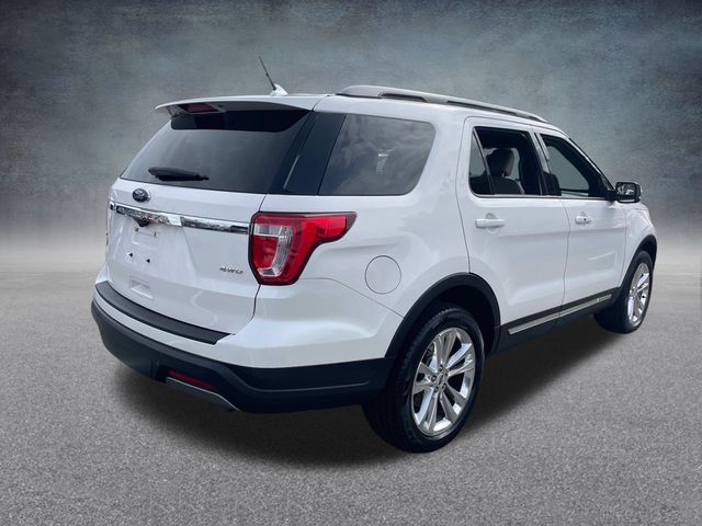 2019 Ford Explorer XLT 11