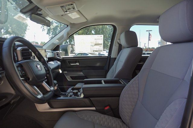 new 2024 Toyota Tundra car