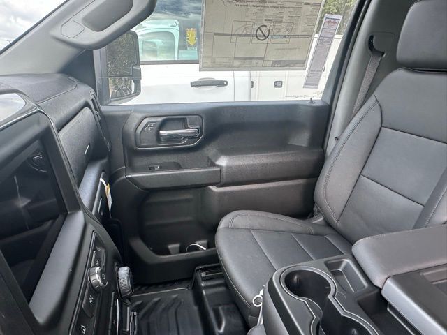 2025 Chevrolet Silverado 2500HD Work Truck photo