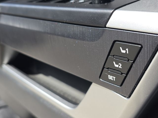 2023 Toyota Tundra Platinum:46438A
