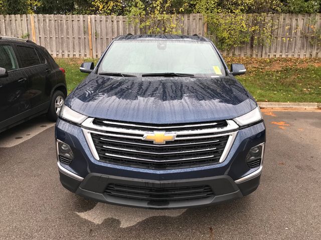 2022 Chevrolet Traverse LT 2