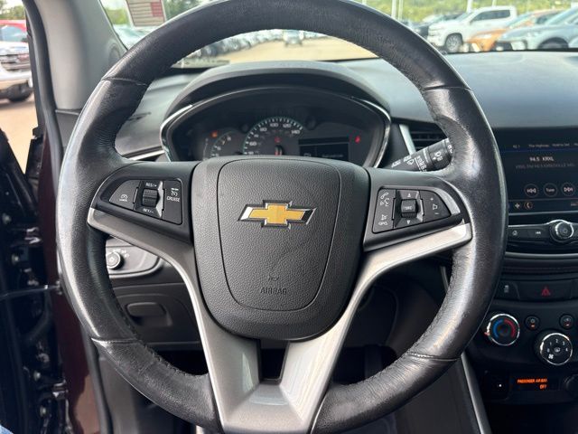 Used 2022 Chevrolet Trax SUV