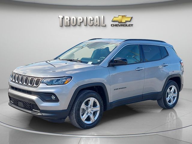 2024 Jeep Compass Latitude 4WD
