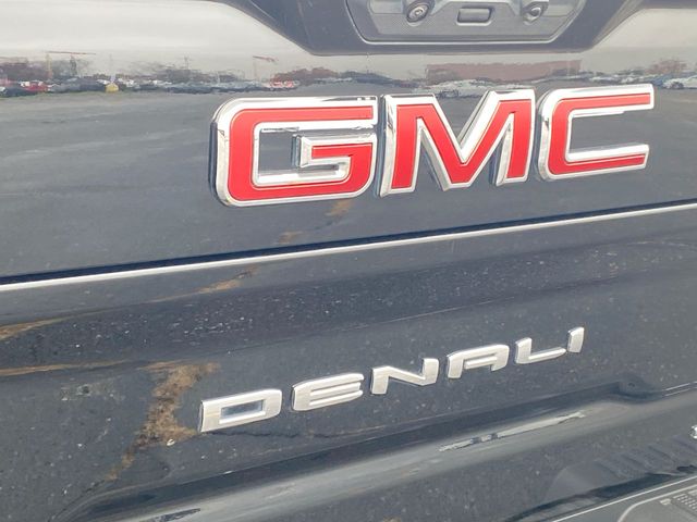 2022 GMC Sierra 2500HD Denali 33