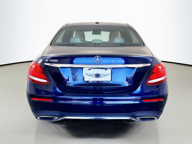 Thumbnail: 2018 Mercedes-Benz E-Class - 6