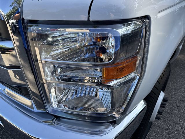 New 2027 White Ford 16FT BOX/LIFTGATE image 11