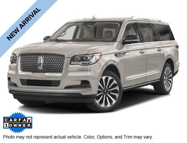 Pearl Metallic 2023 Lincoln Navigator L Reserve 4WD SUV / Crossover Four-Wheel Drive Automatic