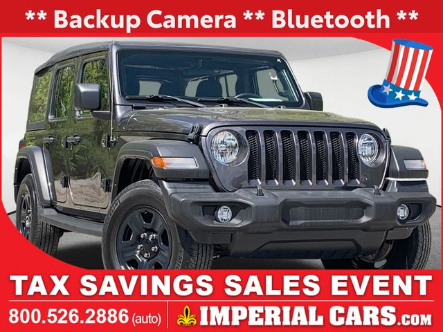 Gray (Granite Crystal Metallic Clearcoat) 2022 Jeep Wrangler SUV / Crossover Four-Wheel Drive 6-Speed Manual