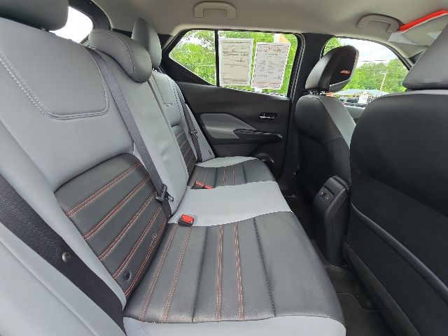 2024 Nissan Kicks SR:168732B