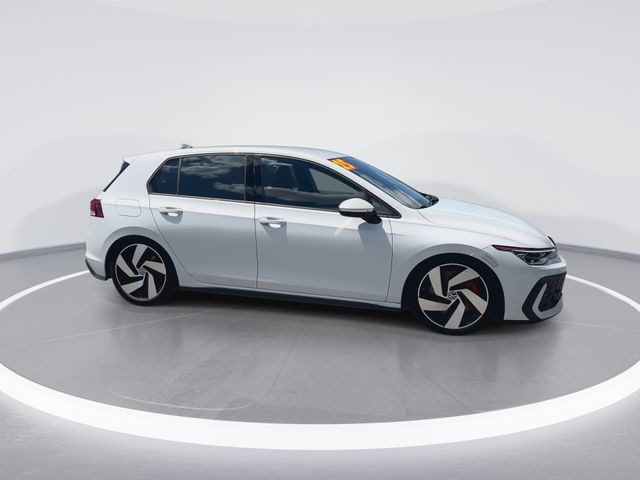 Used 2025  Volkswagen 2.0T S image 9