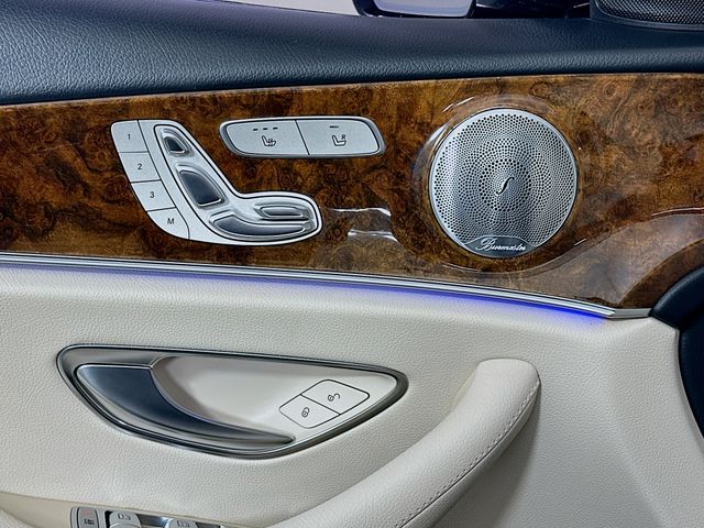 Thumbnail: 2018 Mercedes-Benz E-Class - 19