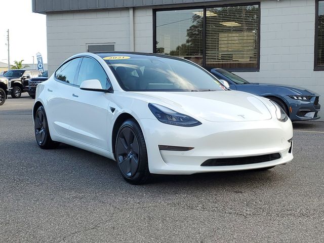 2021 Tesla Model 3 Standard Range Plus 3