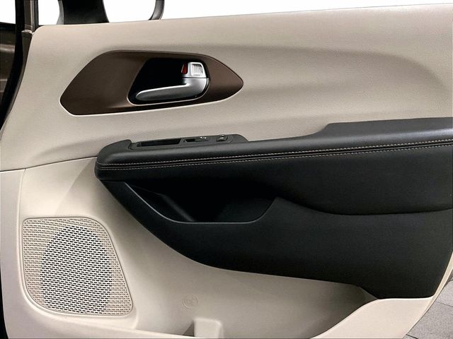 2017 Chrysler Pacifica LX Silver at Bob Ruth Ford