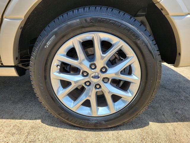 2017 Ford Expedition Limited Gold at Community Honda