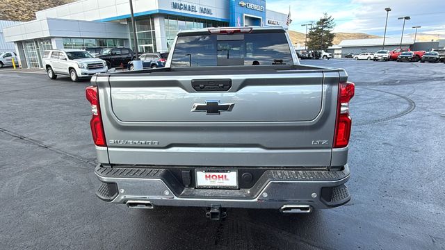 2025 Chevrolet Silverado 1500 LTZ 4