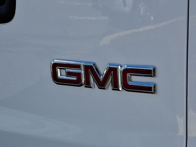 2022 GMC Savana 2500 Work Van 30