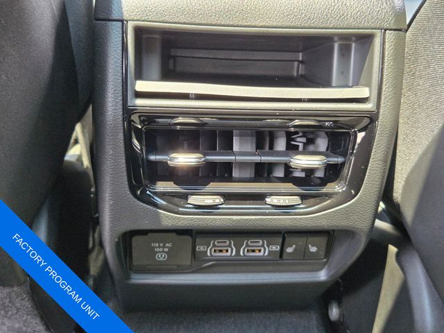 Used 2025 Jeep Grand Cherokee SUV