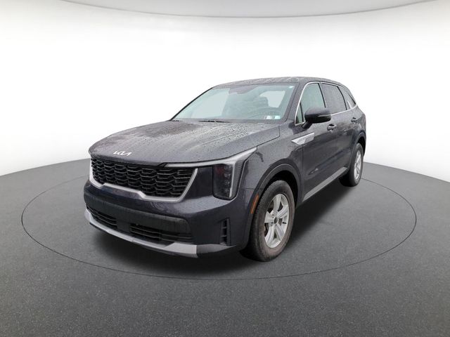 used 2025 Kia Sorento car, priced at $25,990