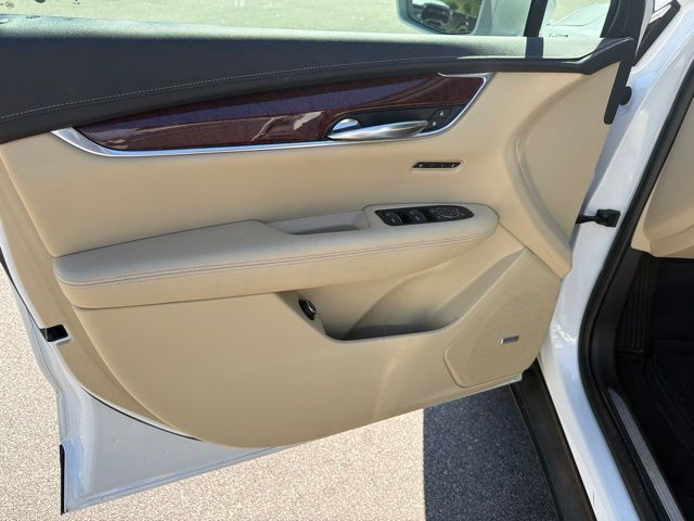 Used 2019 White Cadillac Luxury image 13