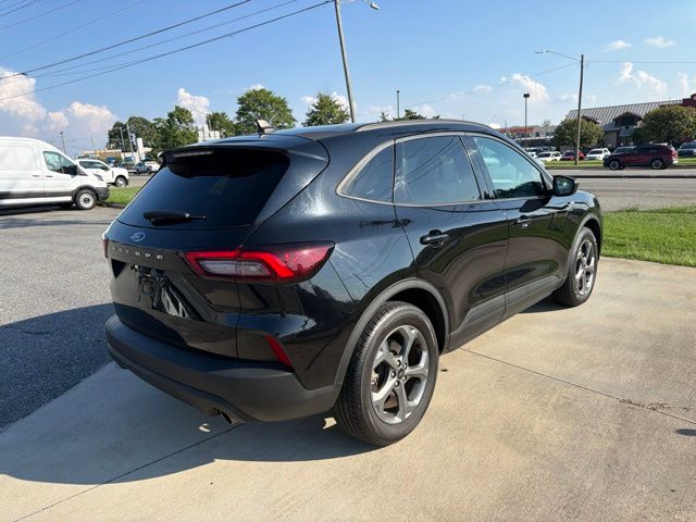 Used 2025 Black Ford ST-Line image 4
