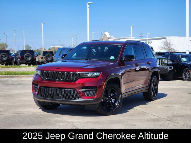 2025 Jeep Grand Cherokee Altitude RWD