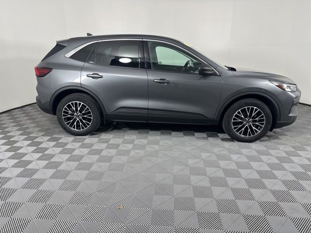 Used 2023 Ford Escape Hybrid SUV