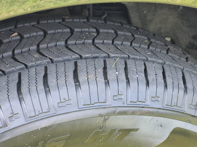 Used 2020 Black Ford Limited image 18