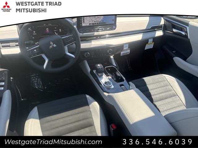 MitsubishiOutlander12