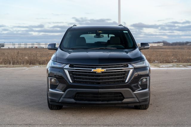 2023 Chevrolet Traverse LT 2