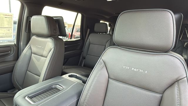 2024 GMC Yukon Denali 28