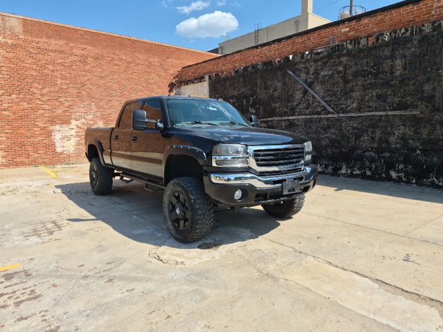 Onyx Black 2007 GMC Sierra 2500HD Classic Pickup Truck Four-Wheel Drive 4-Speed Automatic