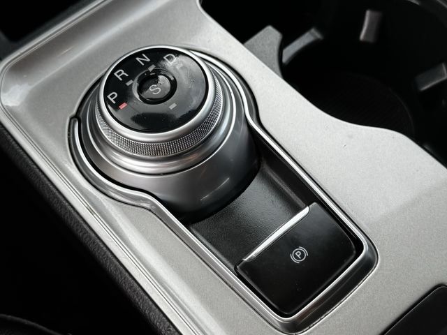 2024 Ford Edge SEL Silver at Legacy Ford